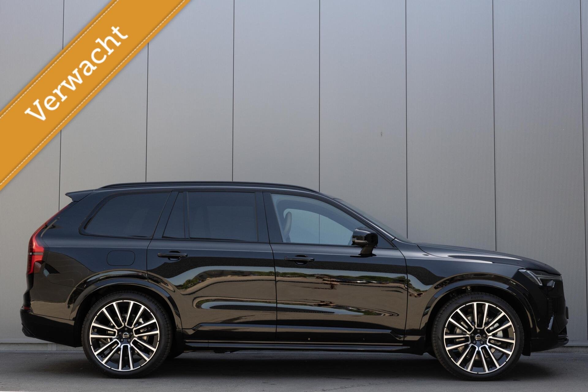 Volvo XC90 T8 Plug-in hybrid AWD Ultra Dark MY 2027 Full Opt, Dealer onderhouden, Gebruikt, 4 cilinders, 1969 cc