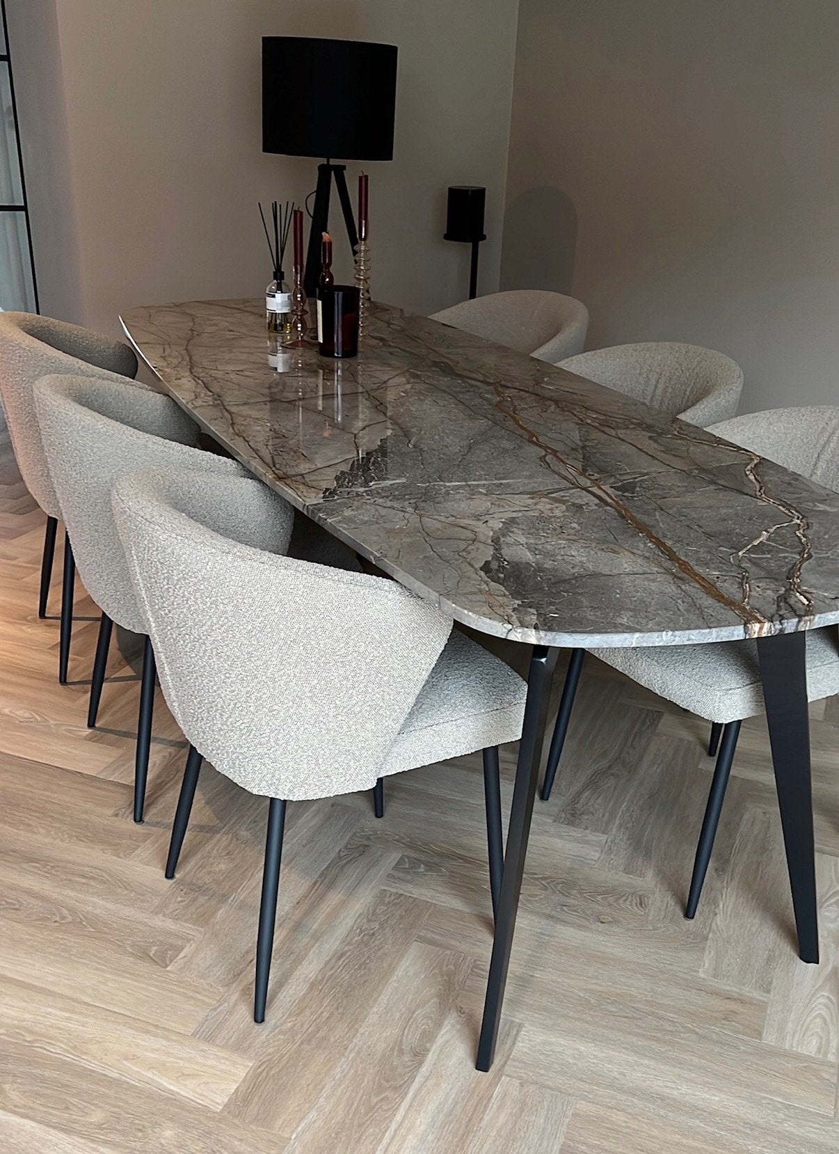8 stuks Eleonora Meubelen eetkamerstoel beige