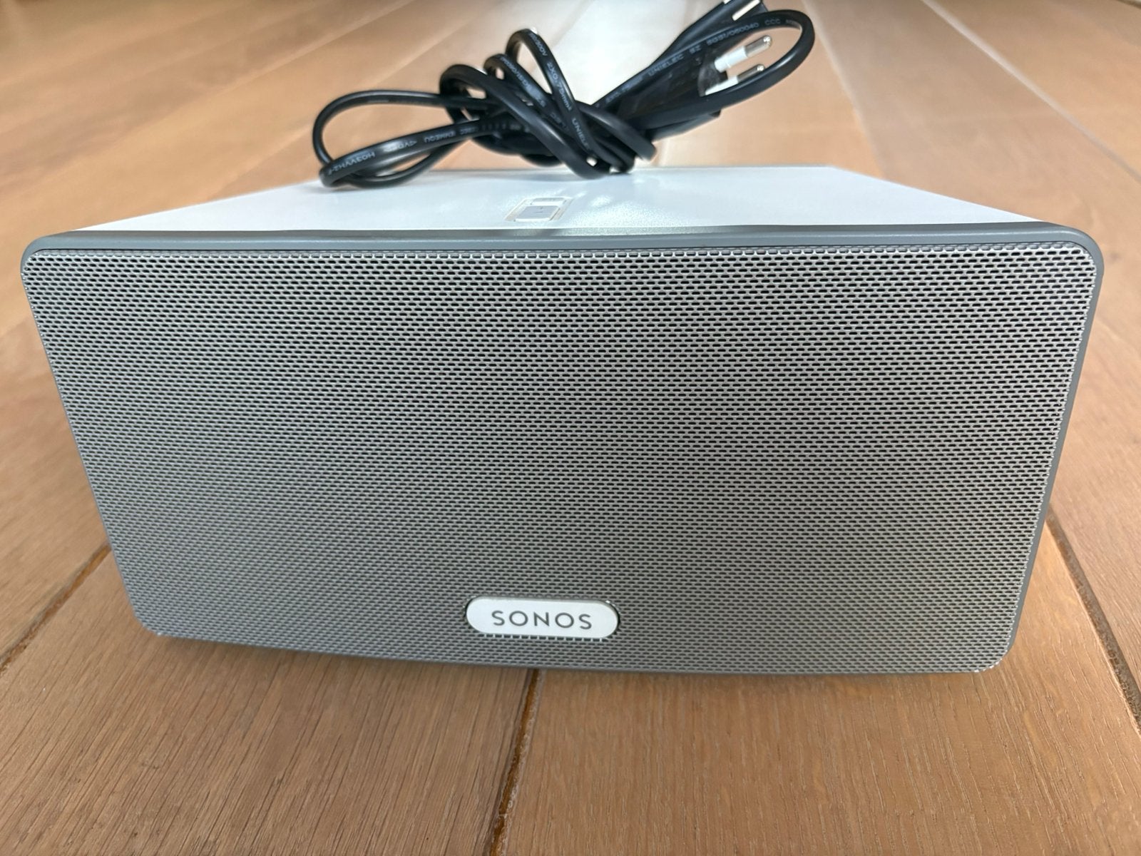 Nette Sonos Play:3