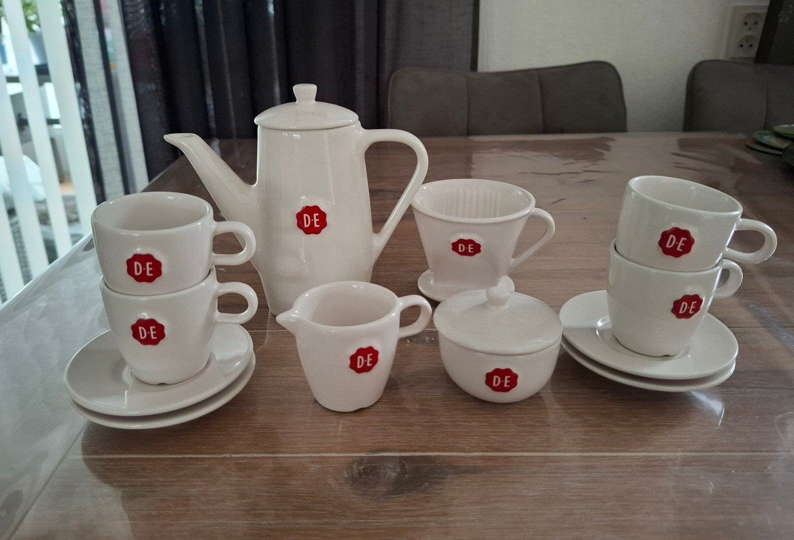 Douwe Egberts Kinder Servies, Ophalen, Zo goed als nieuw, Jongen of Meisje