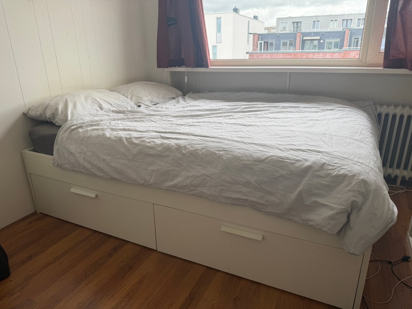 Ikea bed (140) met matras en lattenbodem, Huis en Inrichting, Ophalen, Gebruikt, Wit, Tweepersoons