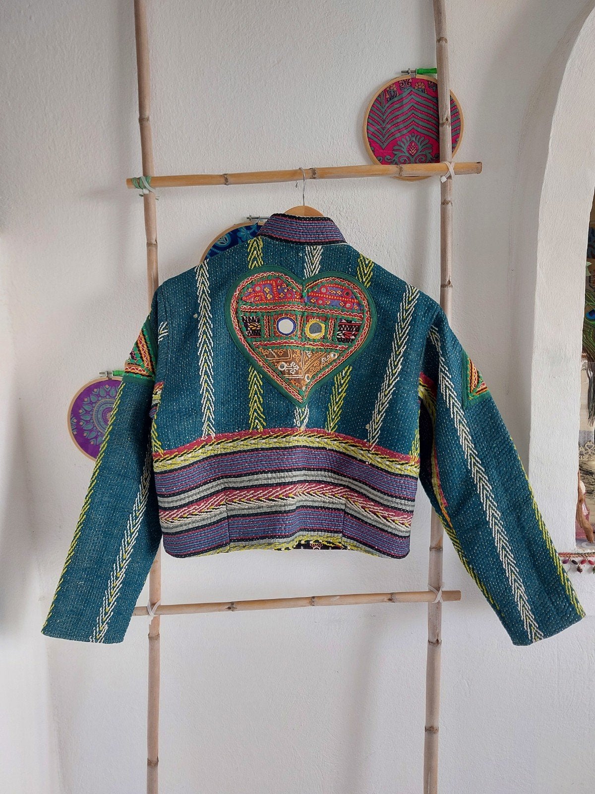 Unieke Kantha jas met hart borduursel, maat M, Kleding | Dames, Maat 38/40 (M), Nieuw, Handgemaakt, Meerkleurig