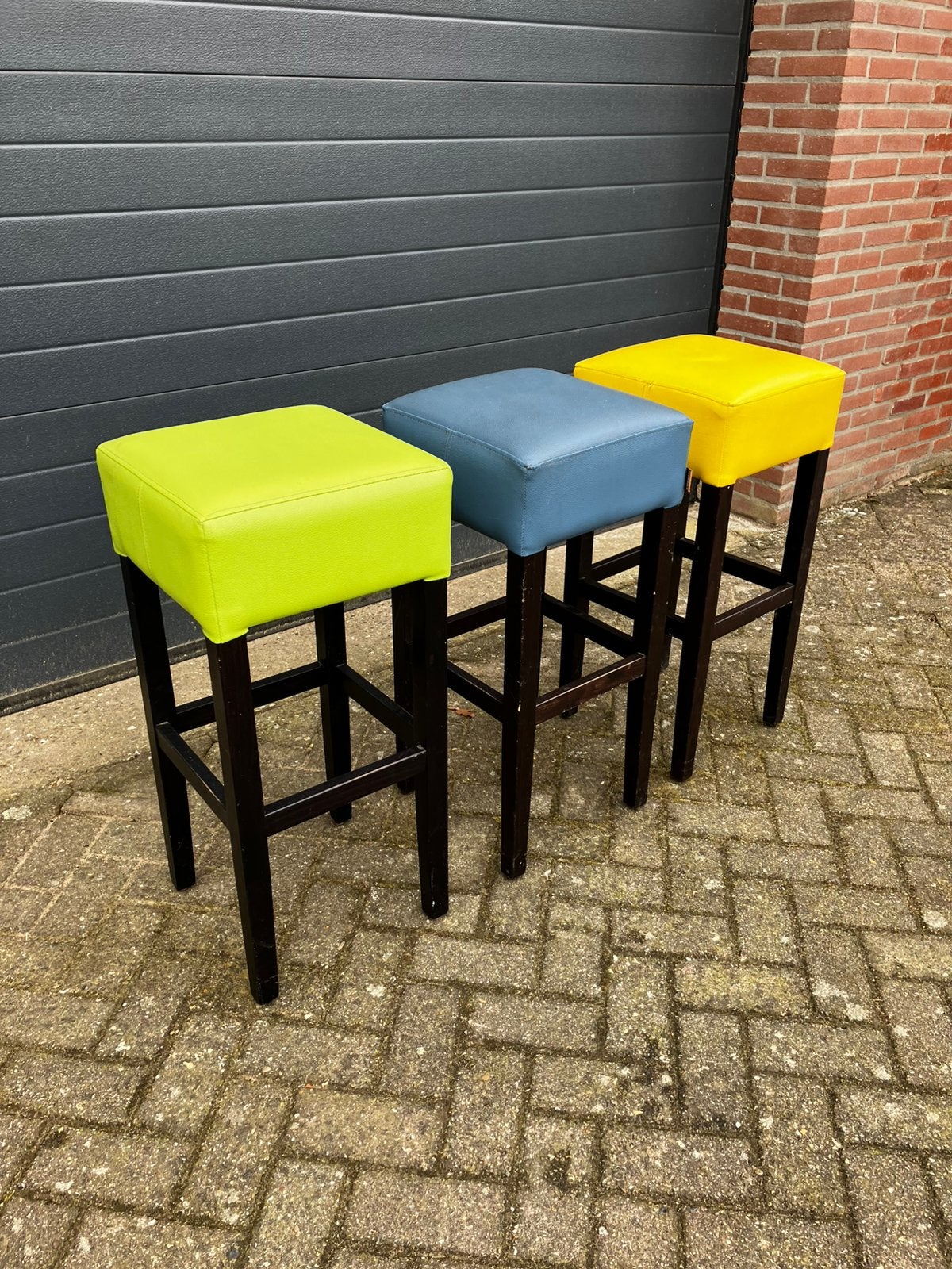 3 fleurige barkrukken, Huis en Inrichting, 3 krukken, Ophalen, Zo goed als nieuw, 60 tot 90 cm