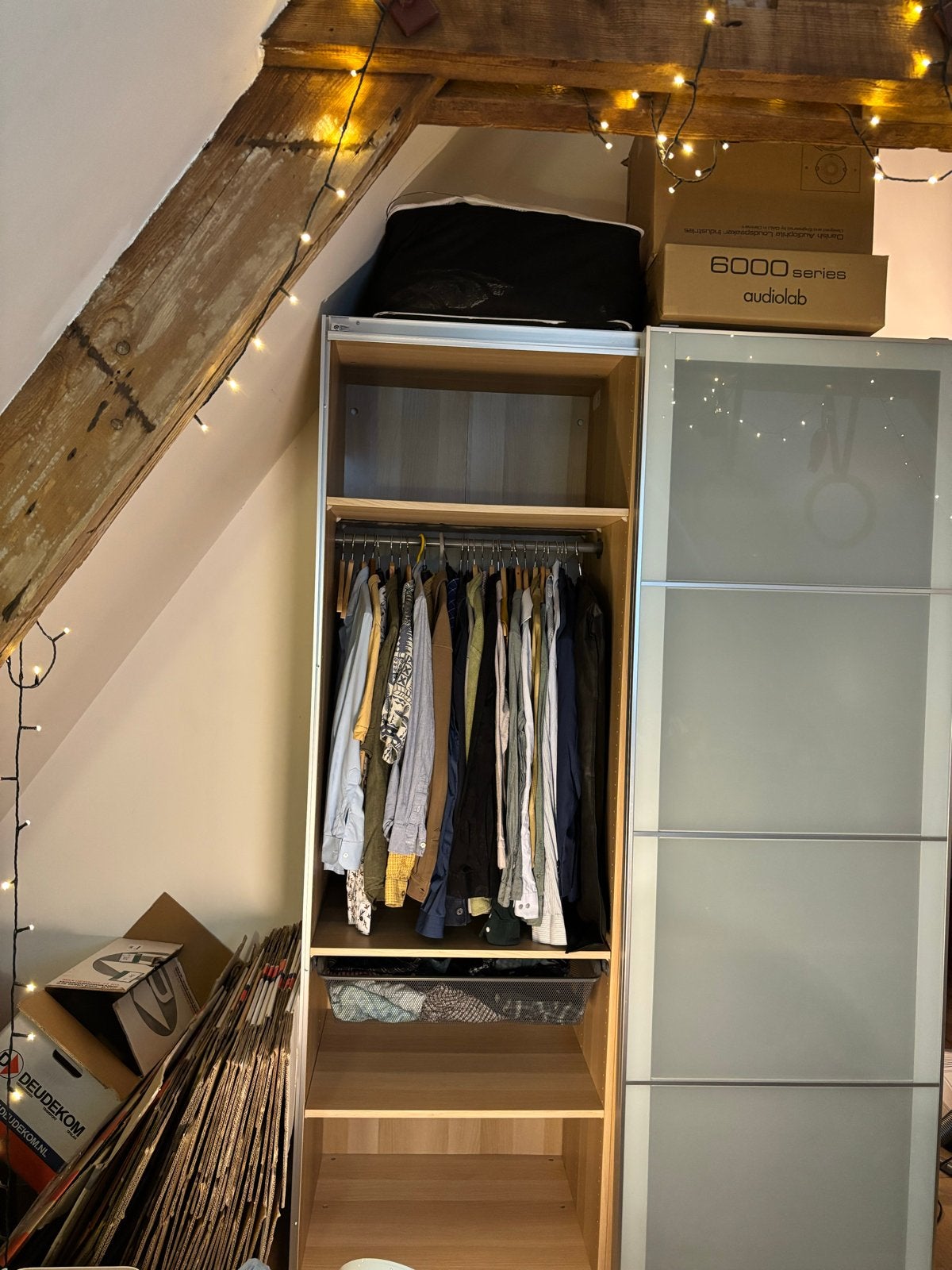 IKEA PAX kledingkast met schuifdeuren en spiegel, Met plank(en), 100 tot 150 cm, 200 cm of meer, Ophalen of Verzenden