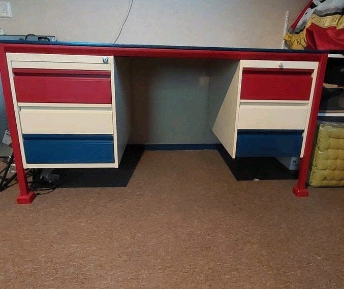 metalen bureau, Gebruikt, 150 cm, Met lades, Metaal