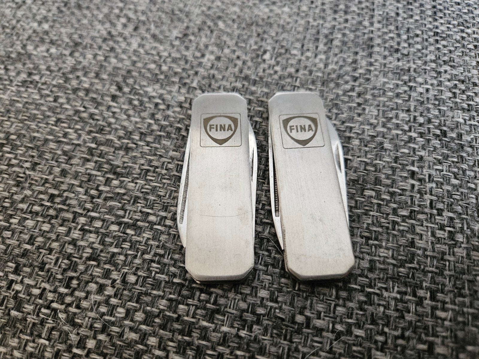 2x Vintage FINA Zakmesjes -, Verzenden, Nieuw