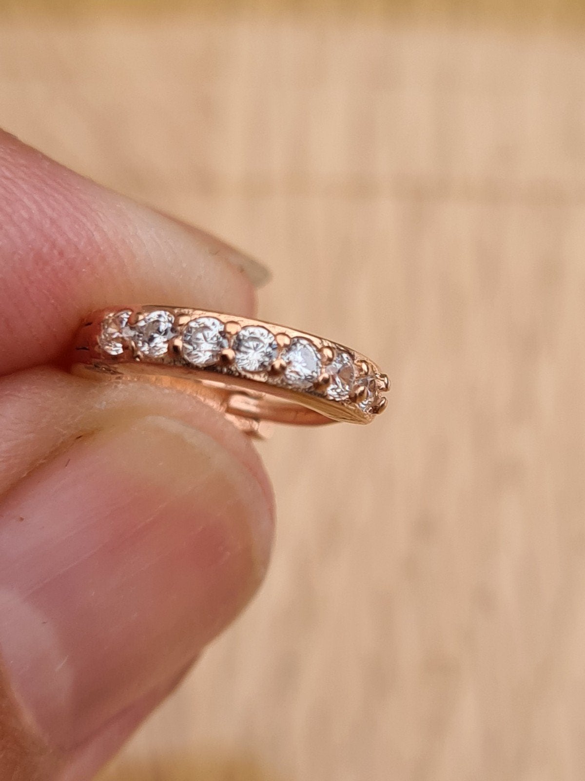 Ni van Amstel Diamond oorringen met strass goudkleurig, Ophalen, Overige materialen, Nieuw, Goud