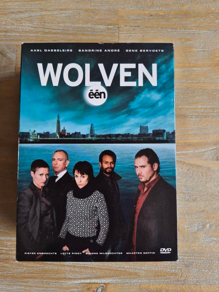 Wolven - DVD, Vanaf 16 jaar, Boxset, Ophalen of Verzenden, Zo goed als nieuw