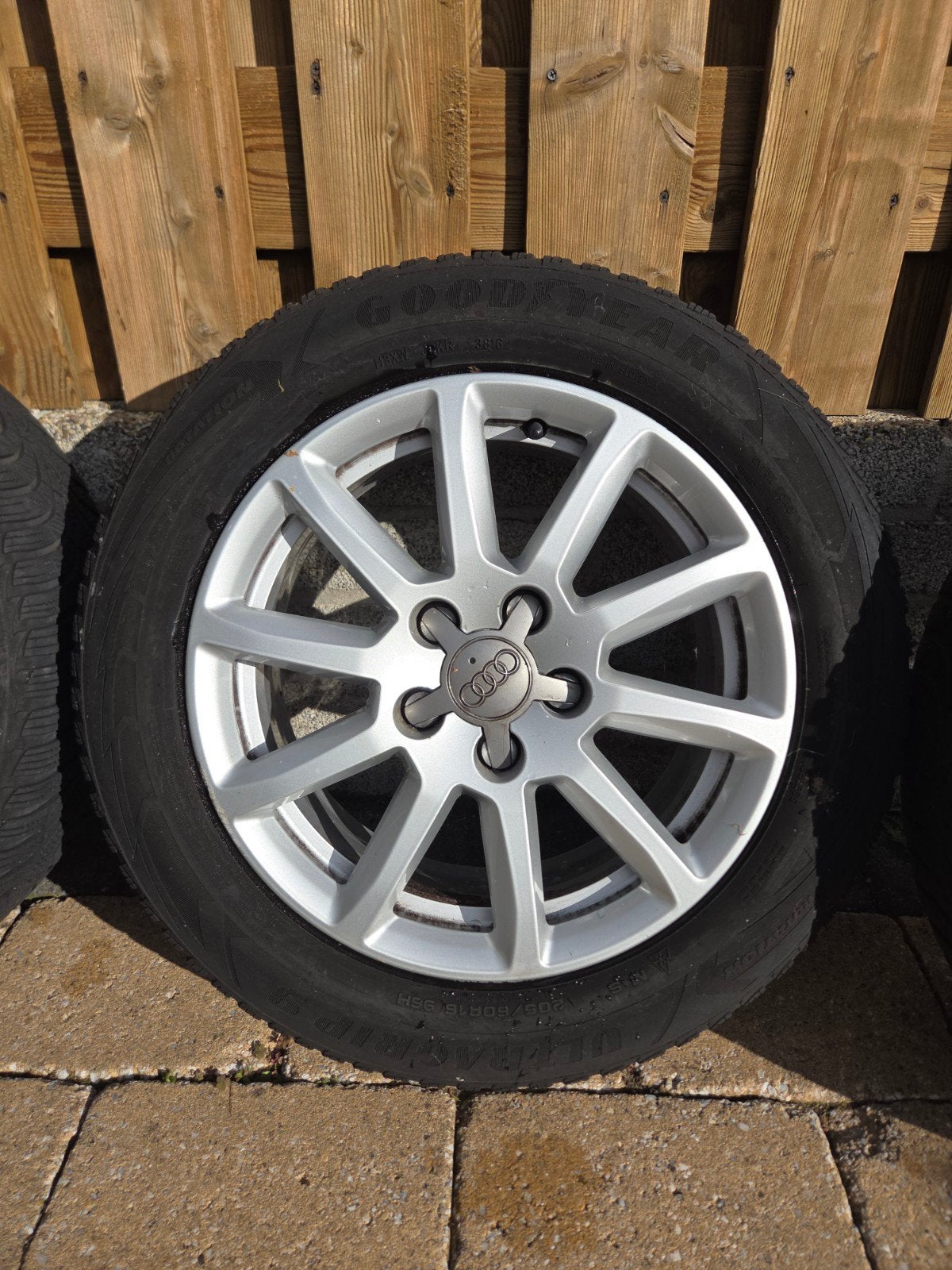 Audi 16 inch velgen met Goodyear All Season banden, Gebruikt, 16 inch, Banden en Velgen, All Season