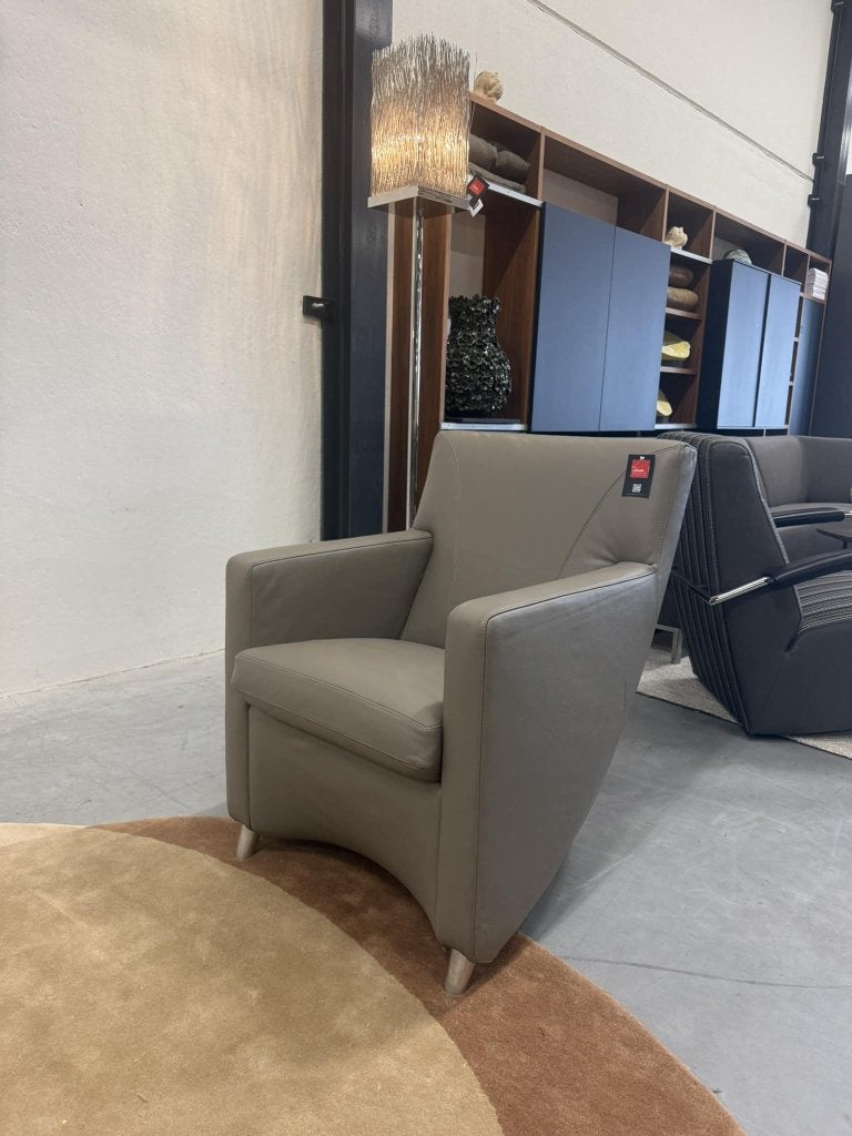 Als nieuw Leolux Dolcinea Fauteuil Senso leer grijs stoel, Huis en Inrichting, Fauteuils, Leolux, Info@leolux.nl, Ophalen of Verzenden