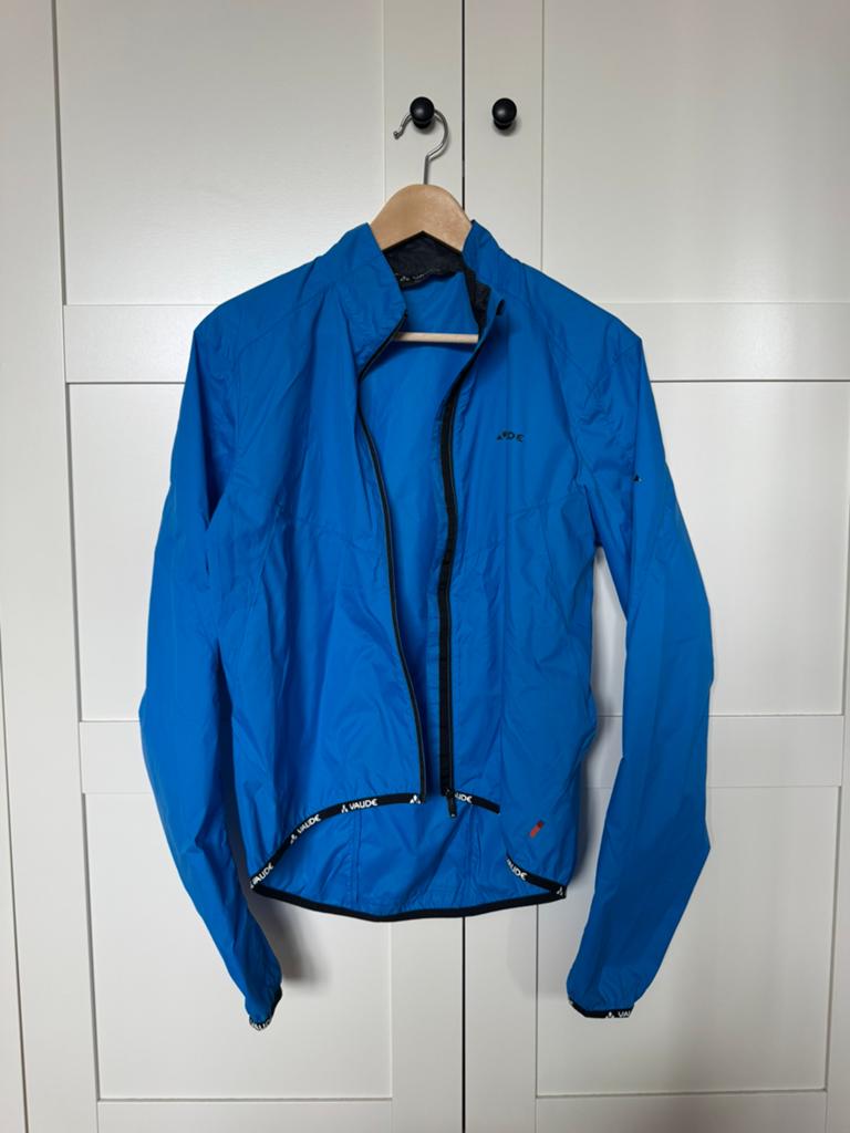 Vaude fiets regenjack maat S / 48, Ophalen of Verzenden, Zo goed als nieuw, Hardlopen of Fietsen, Maat 48/50 (M)