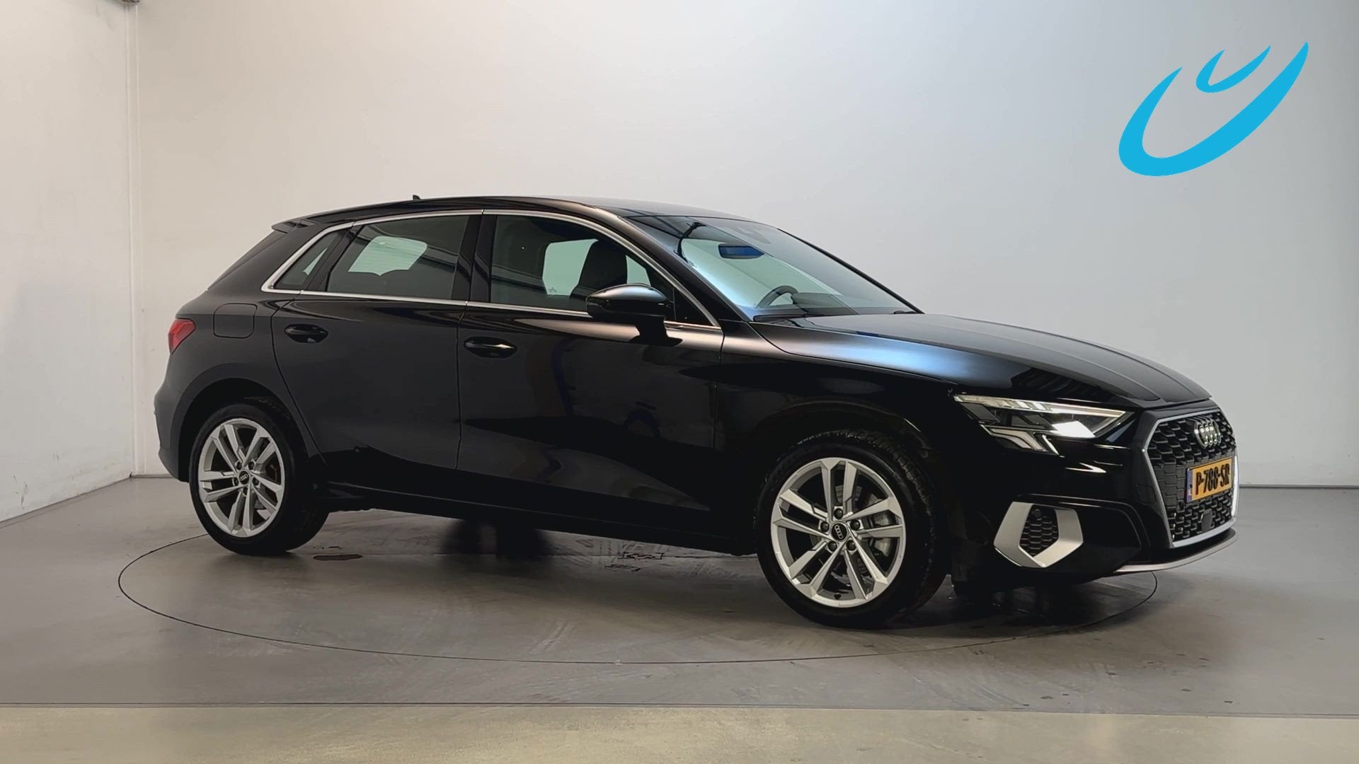 Audi A3 Sportback 30 TFSI Advanced Edition Sfeerverlichting, Stof, Gebruikt, Met garantie (alle), Origineel Nederlands
