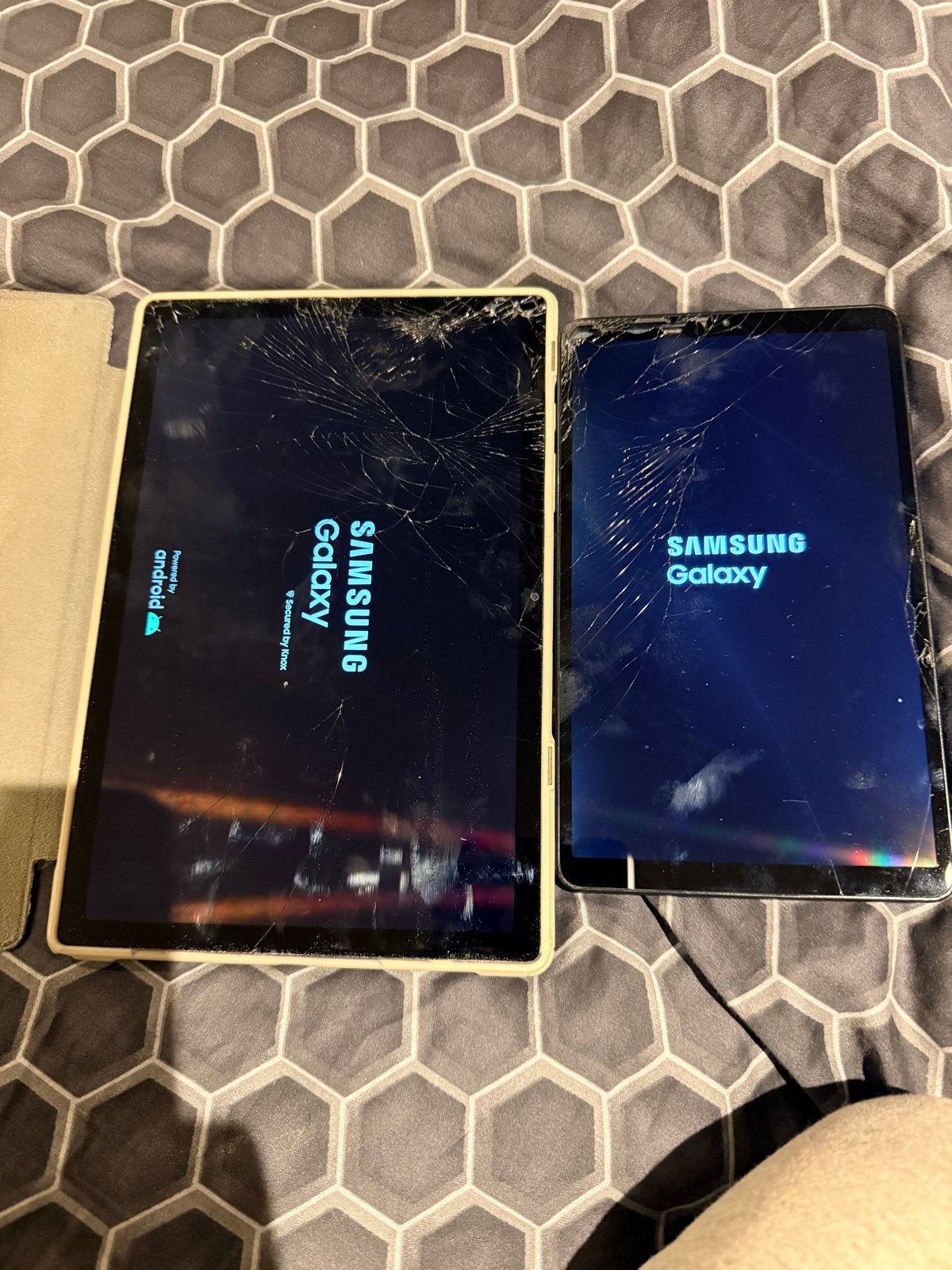 2x Samsung Galaxy Tab A8 & A9 - Werkend met gebroken scherm, Ophalen of Verzenden, Niet werkend