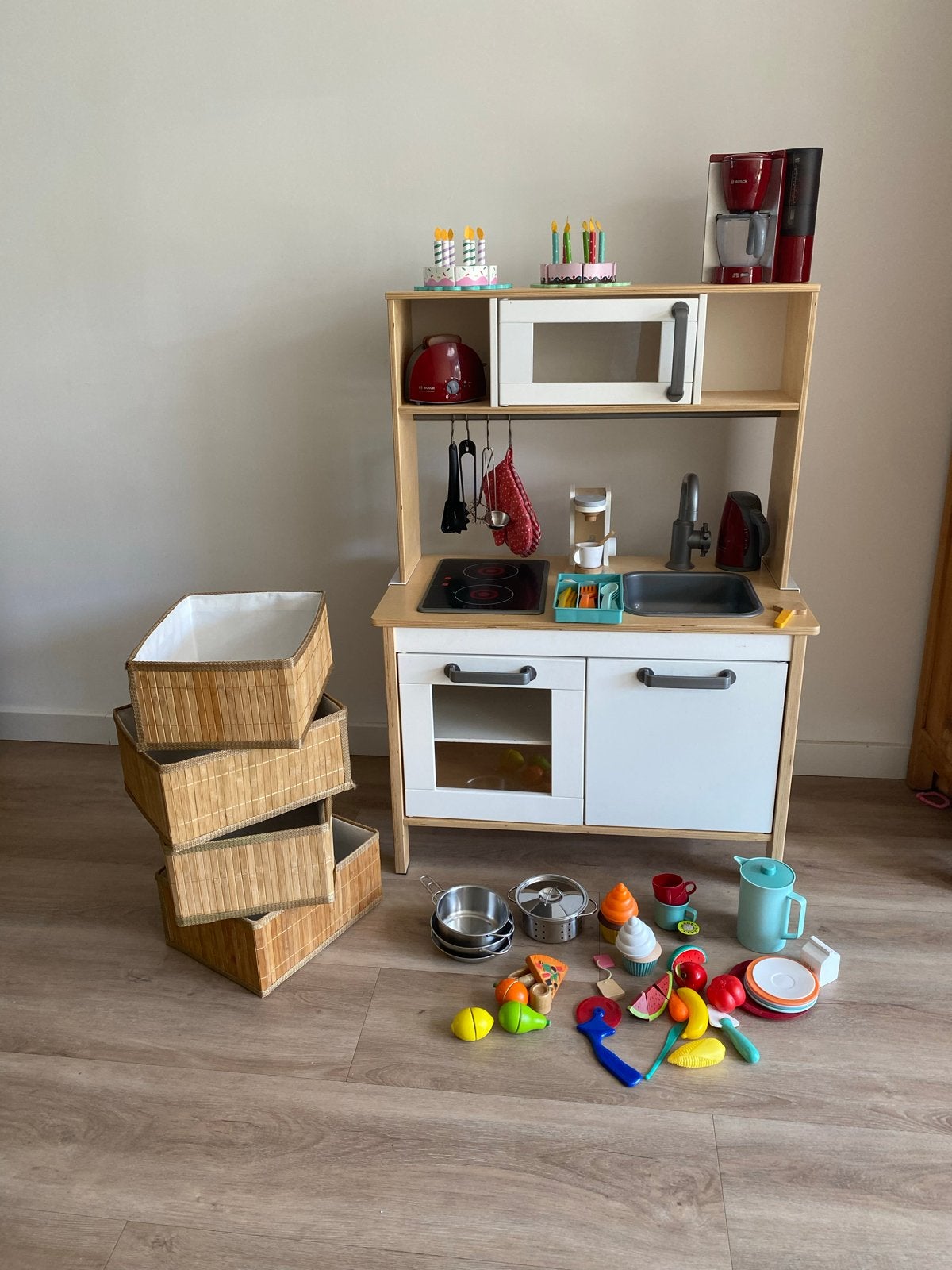 IKEA Duktig Keukentje met veel accessoires, Ophalen, Zo goed als nieuw, Met licht, Ontdekken