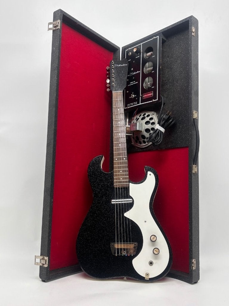 Silvertone Model 1448 With Case Amp! 1960'S - Black Sparkle, Muziek en Instrumenten, Ophalen of Verzenden, Gebruikt, Hollow body