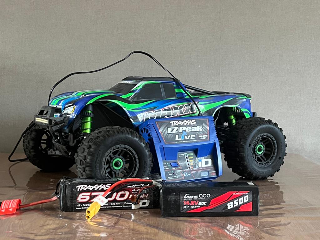 Traxxas Maxx v2 | Complete set, Hobby en Vrije tijd, Modelbouw | Radiografisch | Auto's, Gebruikt, Auto offroad, Schaal 1:10, RTR (Ready to Run)