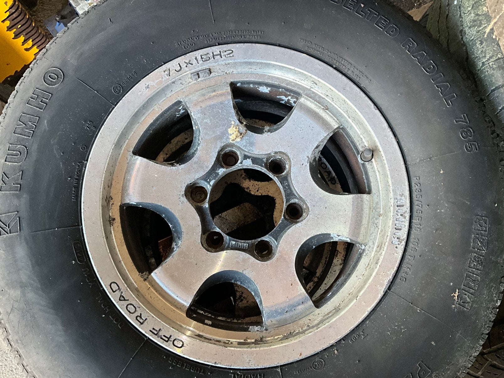 Pajero velgen foto 1 vier keer foto 2 negen keer 6x139,7, Ophalen, Mitsubishi