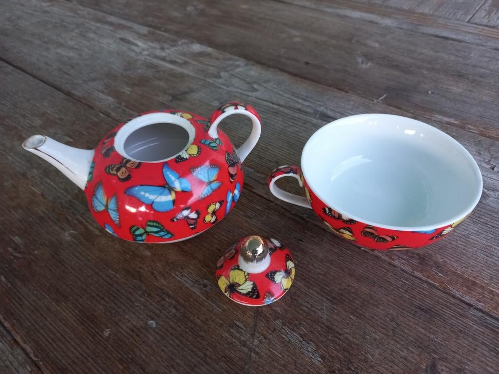 Mini theepot en kopje met vlinderdecoratie, Ophalen of Verzenden
