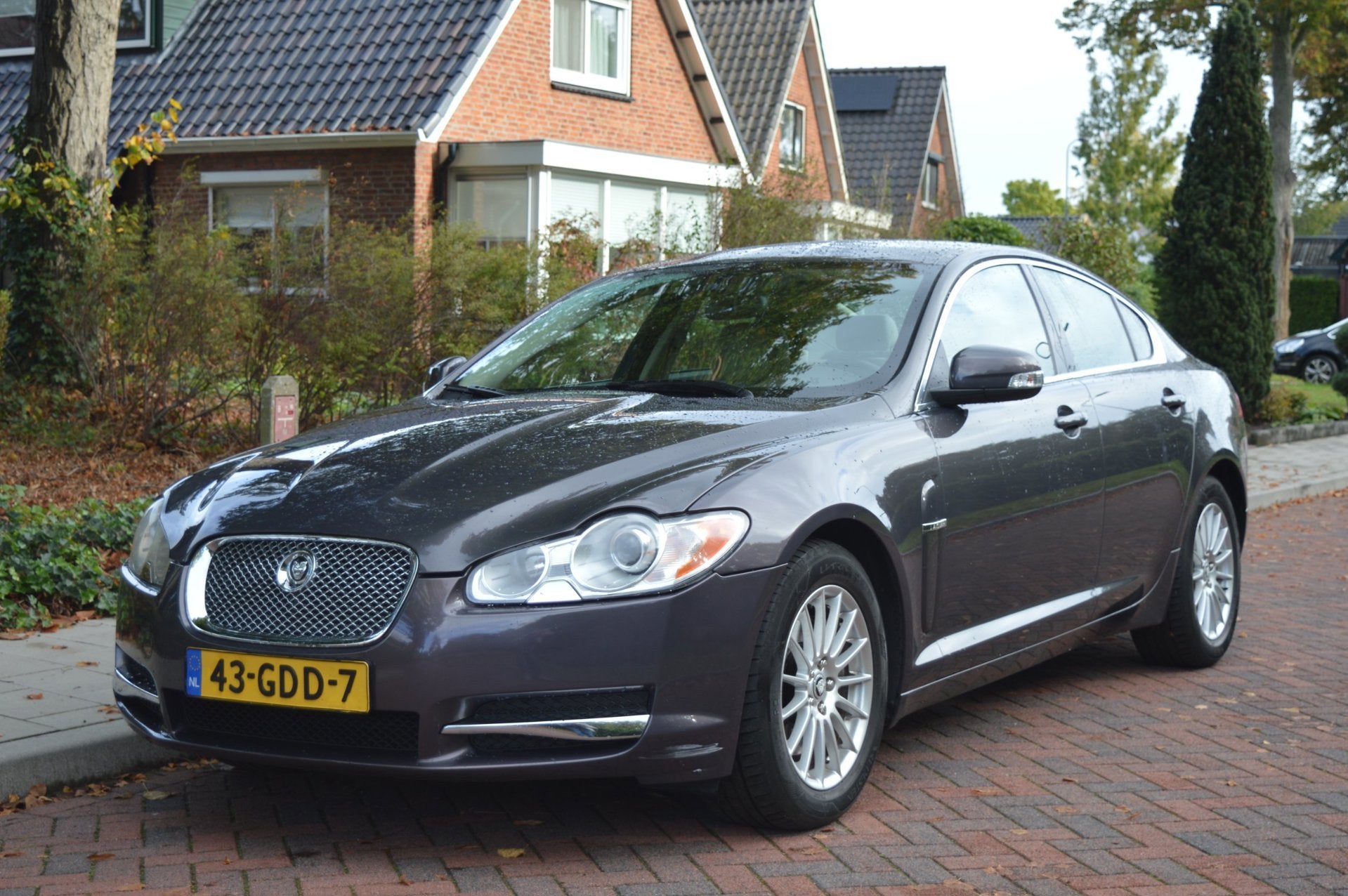 Jaguar XF 3.0 V6 Luxury ORG NL/NAP, Auto's, Automaat, Achterwielaandrijving, Beige, 1850 kg