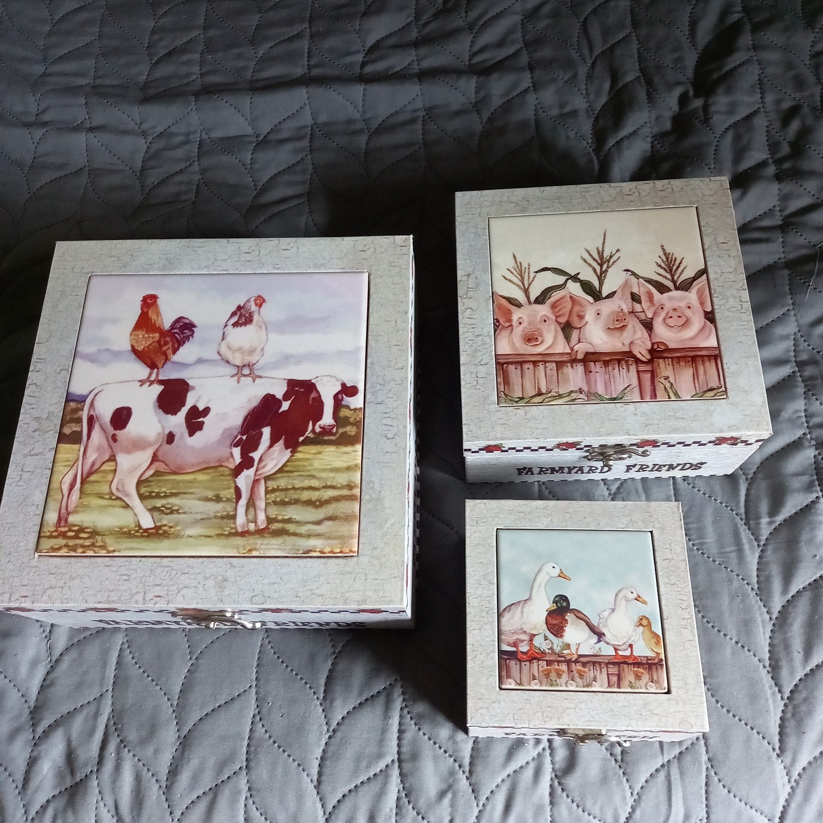 Leuke 3-delige set houten kistjes met dieren opdruk, Ophalen of Verzenden, Zo goed als nieuw