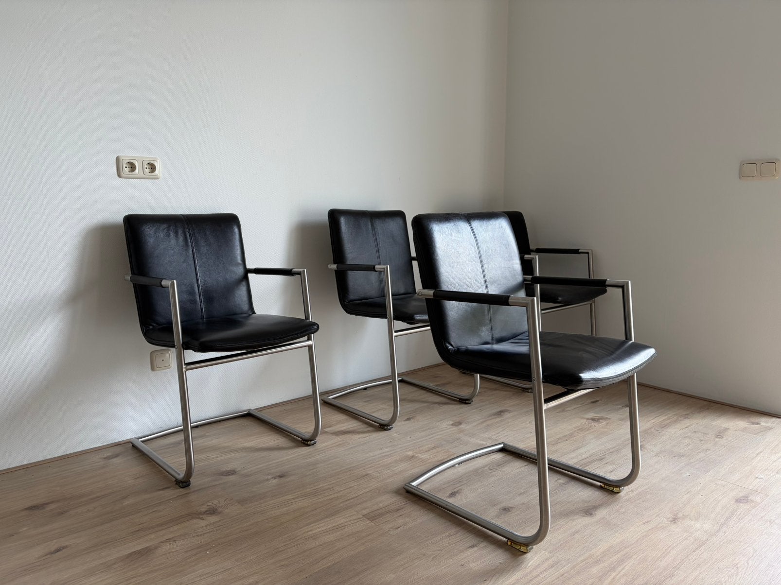Set van 4 Henders en Hazel stoelen, Huis en Inrichting, Stoelen, Ophalen, Zo goed als nieuw