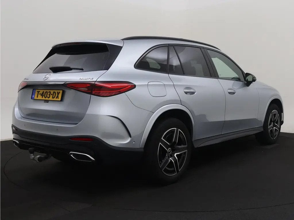 Mercedes-Benz GLC 300e 4MATIC AMG Line | Panorama | Burmeste, Auto's, Automaat, Automatische klimaatregeling, Gebruikt, Vierwielaandrijving
