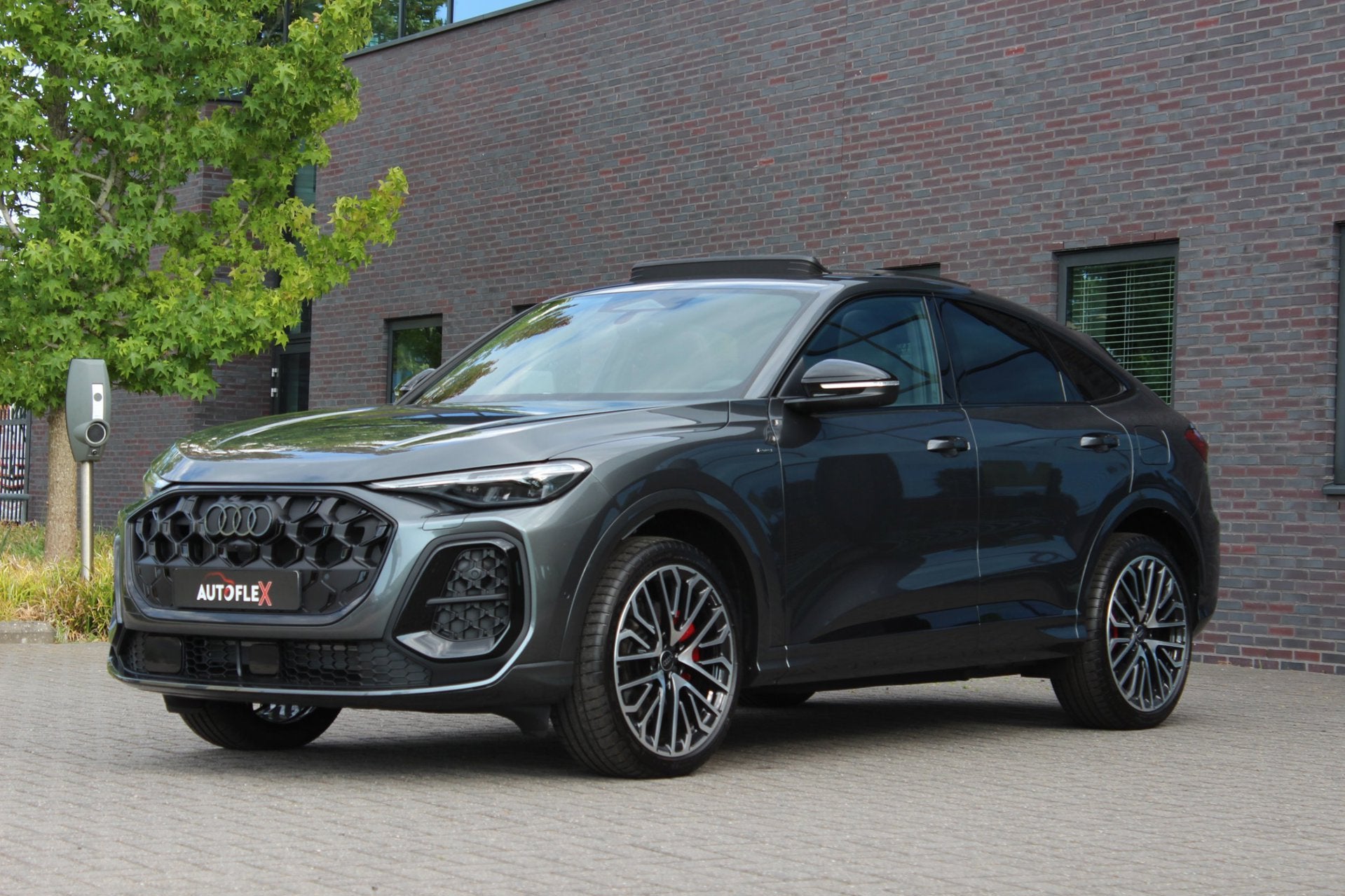 Audi Q5 Sportback 2.0 TFSI e-hybrid quattro S edition Compet, Auto's, Audi, Automaat, Gebruikt, Zwart, 4 cilinders