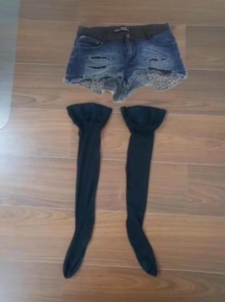 Kort broekje + stockings maat s, Ophalen of Verzenden, Gedragen, Blauw, Kort