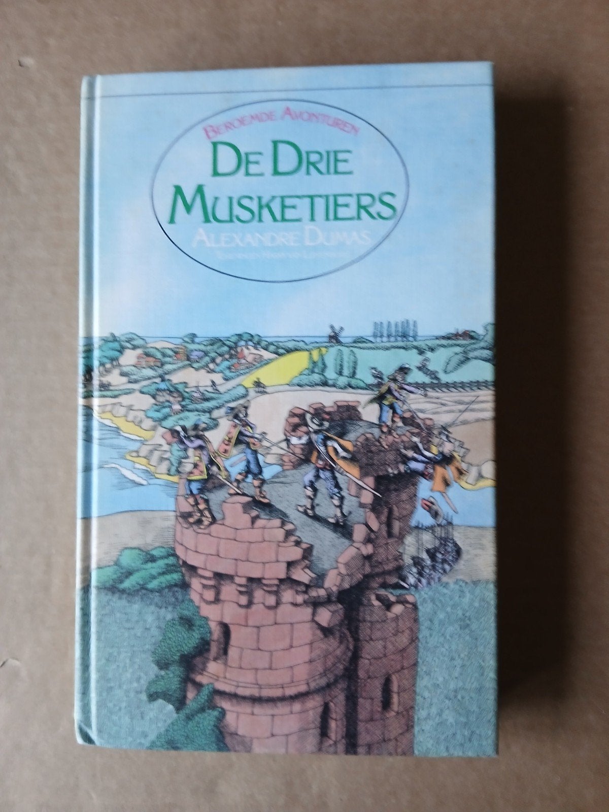 De Drie Musketiers - Alexandre Dumas (Beroemde Avonturen), Ophalen of Verzenden, Gelezen, Alexandre Dumas