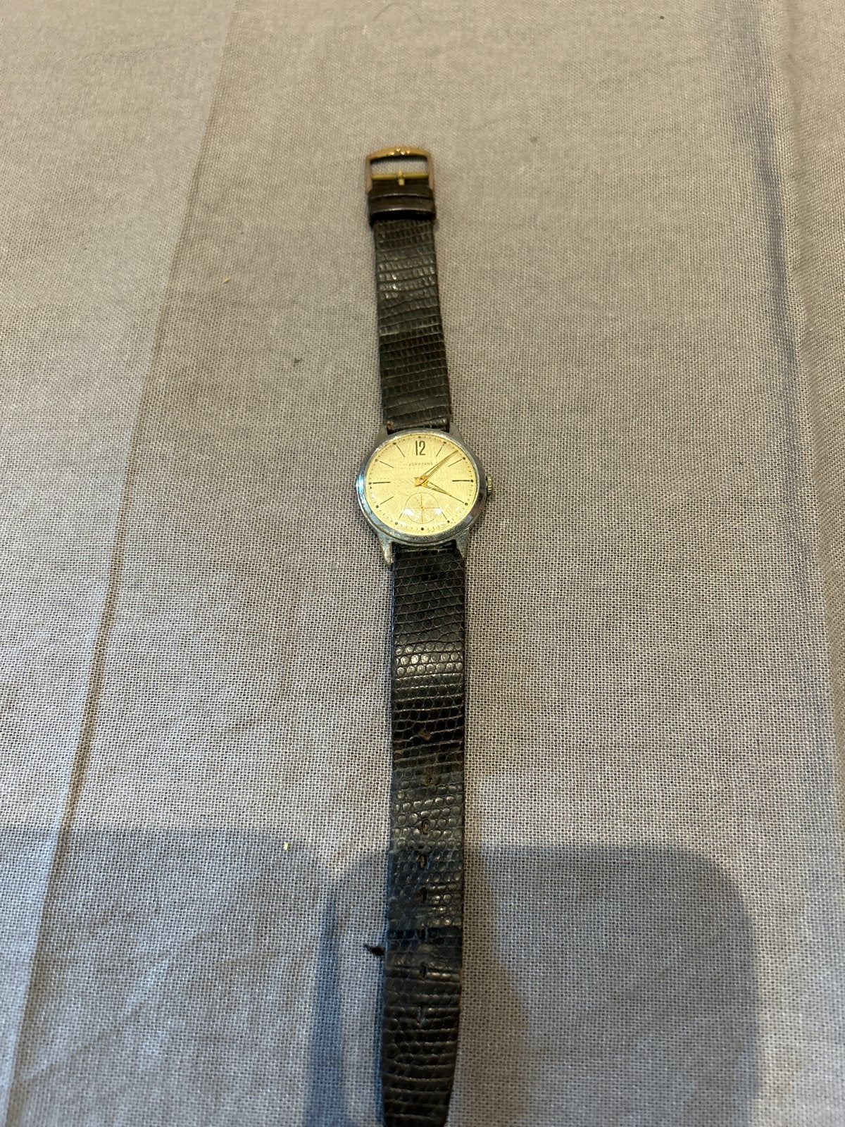 Vintage Junghans klokje – loopt, maar verdient aandacht, Overige merken, Overige materialen, Met bandje, Polshorloge