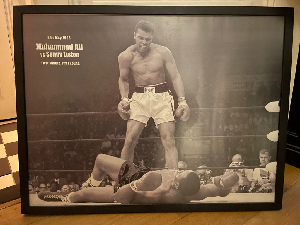 Muhammad Ali Poster met Lijst te Koop, Ophalen, Zwart, Decoratieobject, 64 cm