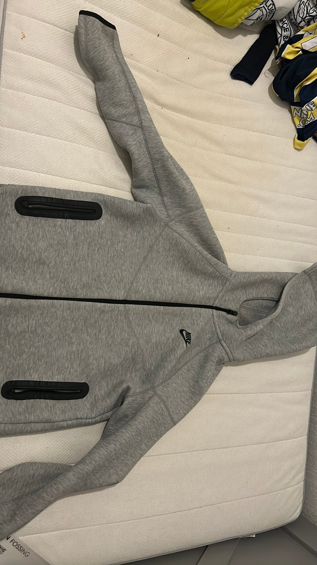 Nike tech, Ophalen, Zo goed als nieuw, Maat 46 (S) of kleiner, Grijs