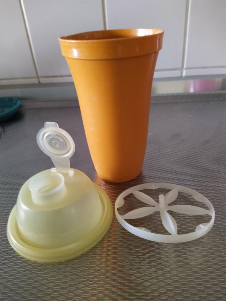 Tupperware shaker, Huis en Inrichting, Keuken | Tupperware, Ophalen of Verzenden, Overige typen