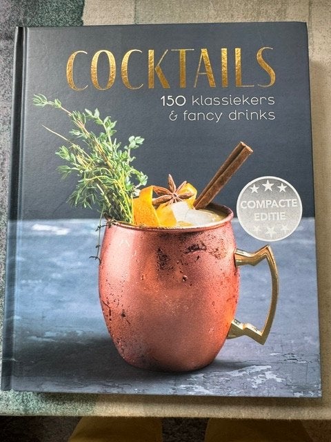 Cocktails 150 Klassiekers, Ophalen of Verzenden, Zo goed als nieuw, Onbekend
