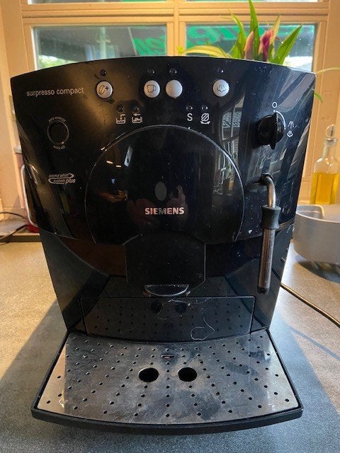 koffiezetapparaten 2 x, Ophalen, Afneembaar waterreservoir, Gebruikt, Koffiemachine