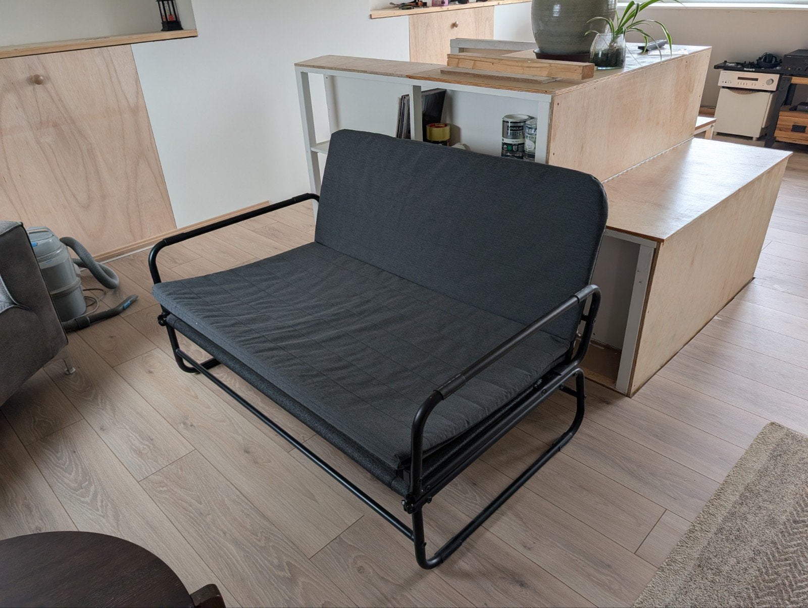 IKEA HAMMARN slaapbank - zo goed als nieuw, Huis en Inrichting, Slaapkamer | Slaapbanken, Ophalen, Zo goed als nieuw, Twijfelaar