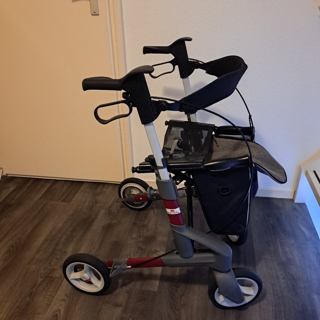 Rollator Topro Troja 5G (S), Ophalen, Opvouwbaar, Zo goed als nieuw