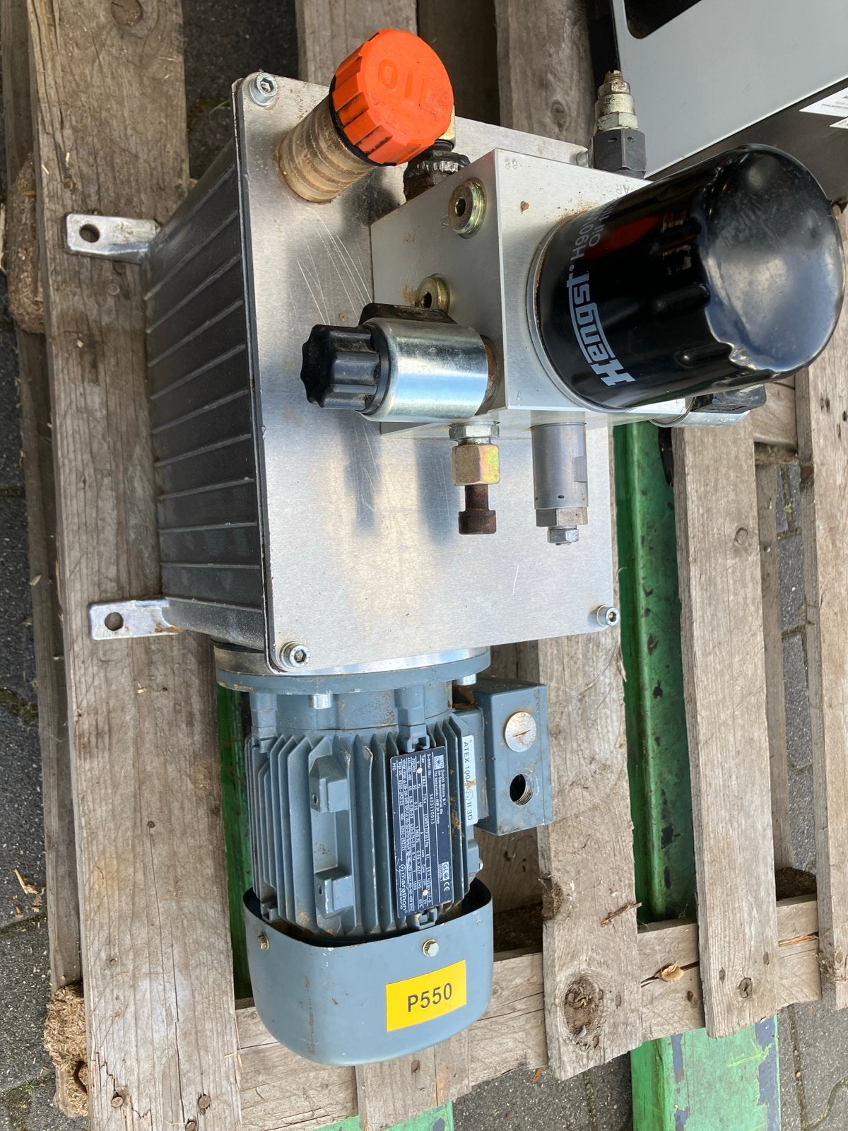 Hydrauliek unit - houdt druk niet vast (defect), Doe-het-zelf en Verbouw, Ophalen, Gebruikt