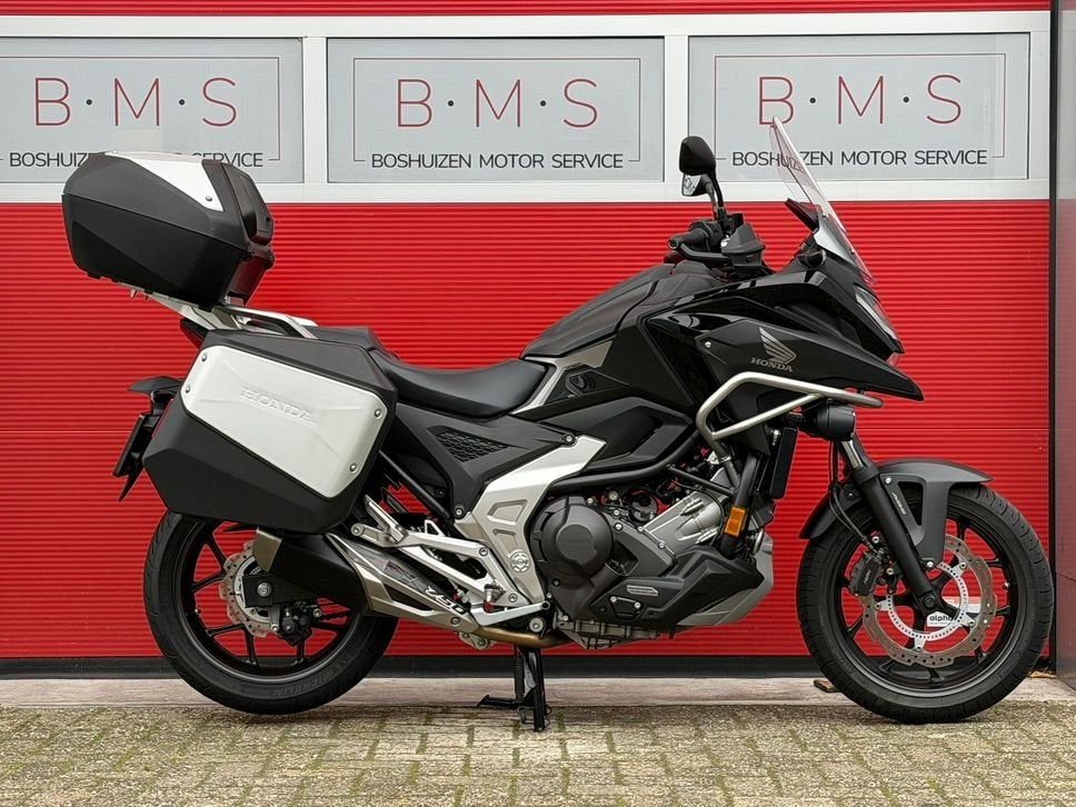 HONDA NC 750 X DCT C-ABS (bj 2022), Motoren, HONDA, Motorrijbewijs A, Bedrijf, Onbekend