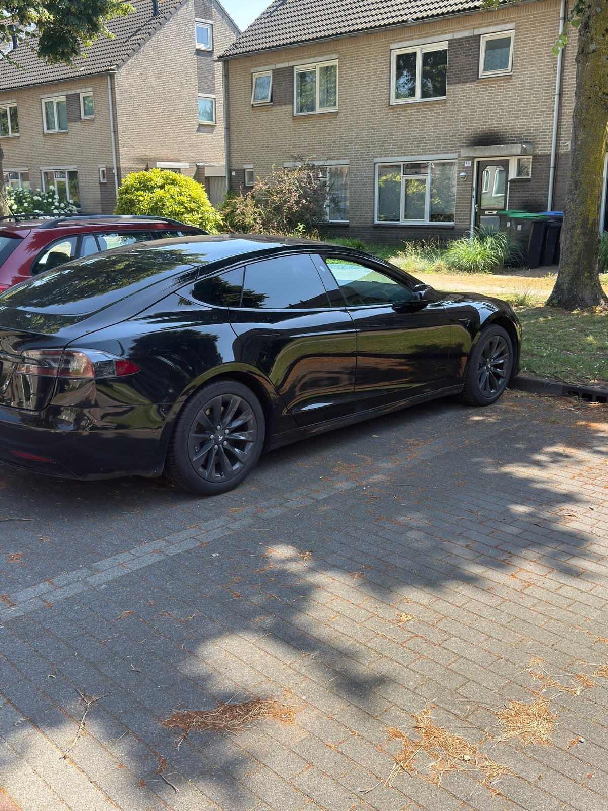 Foto 3 van TESLA MODEL  S BLACK EDITION