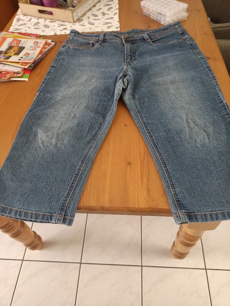 Capri jeans, Blauw, Overige jeansmaten, Ophalen of Verzenden, Gedragen