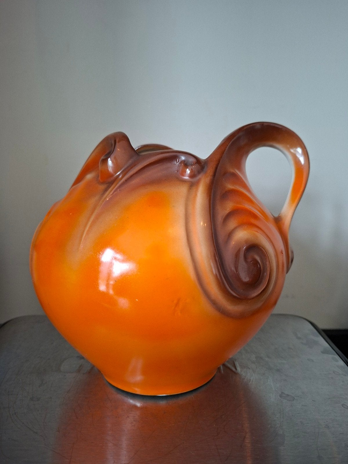 Art Deco Oranje Keramieke Schenkkan uit 1930 - Eye-catcher, Ophalen of Verzenden