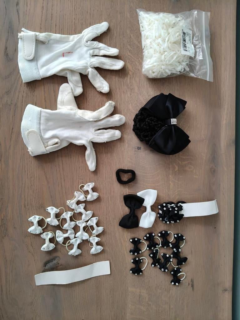 Strik, witte handschoenen, showstrikjes PD proefjes, Dieren en Toebehoren, Paardrijkleding, Kinderen, Dressuur, Overige typen