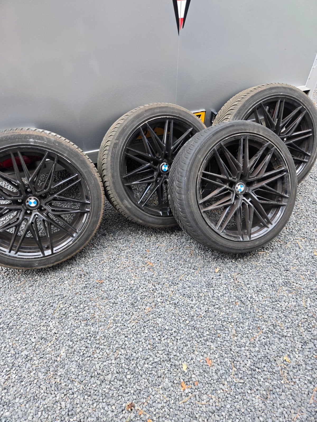 BMW 19 inch velgen met all seasons banden 225/45R19, Gebruikt, Banden en Velgen, All Season, Personenwagen