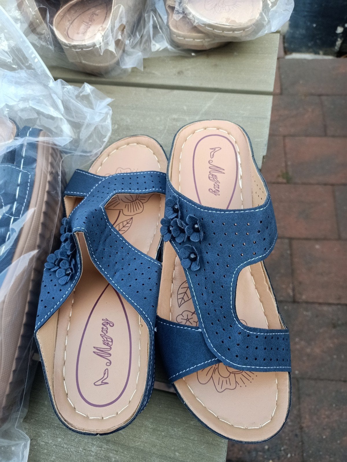 slippers /schoenen, Ophalen, Beige