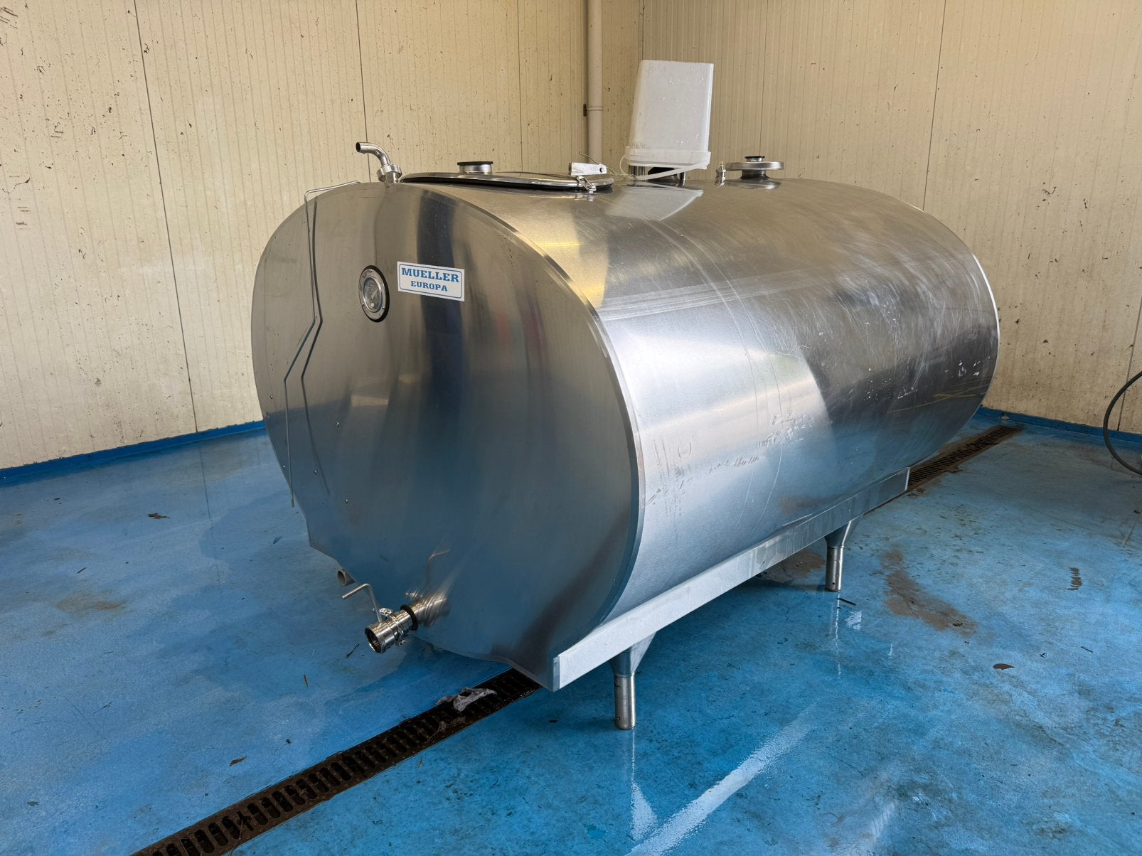 Mueller melktank / Melkkoeltank L. 1750, 100 liter of meer, Ophalen, Zo goed als nieuw