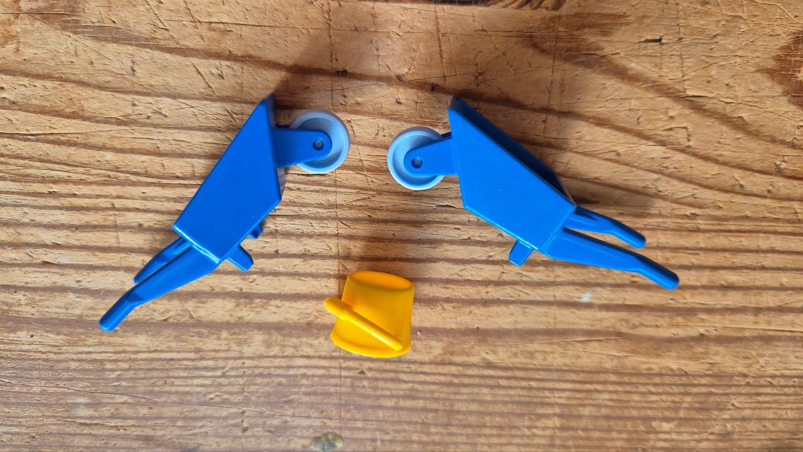 2 playmobil kruiwagens met emmer, Ophalen of Verzenden, Zo goed als nieuw