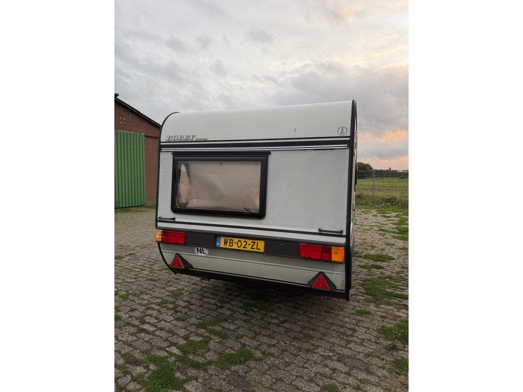Hobby Classic 420, Overige typen, Bedrijf, 750 - 1000 kg, Gascomfoor