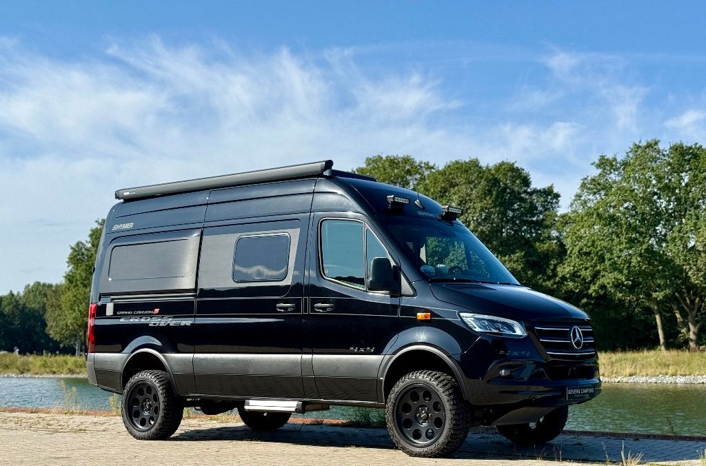 Hymer Grand Canyon S CrossOver 3.0 V6 uniek 20 inch, Caravans en Kamperen, Automaat, Chemisch toilet, Buscamper of Camperbus, Ringverwarming