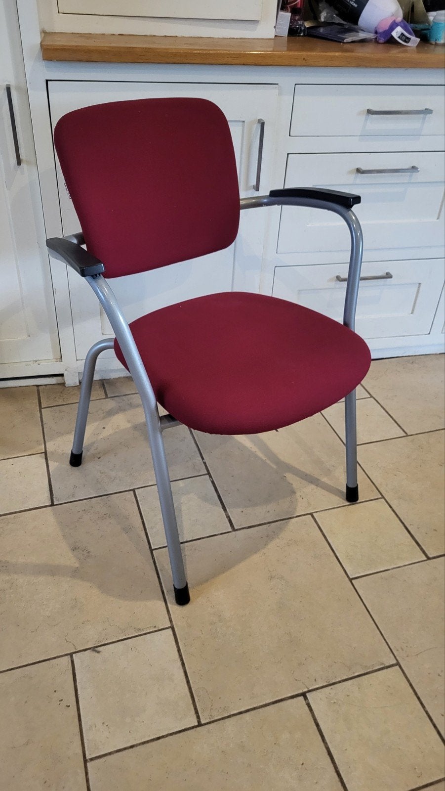 Vintage stoel Ahrend de cirkel nette staat

Bieden vanaf €45, Ophalen, Gebruikt, Metaal, Eén